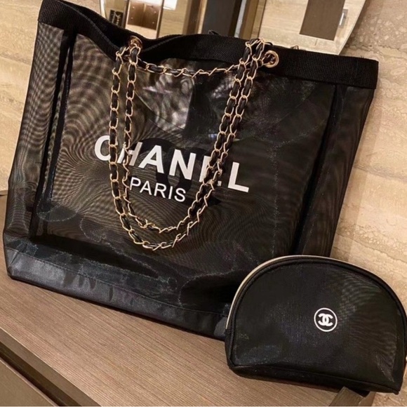 Chanel beauty Black Tote Bag with Chain Straps w/ make up bag - Picture 1 of 1